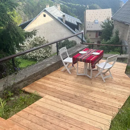 Hébergement de vacances Les Astrances, Dans Maison De Village Huez