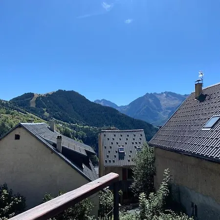 Les Astrances, Dans Maison De Village *